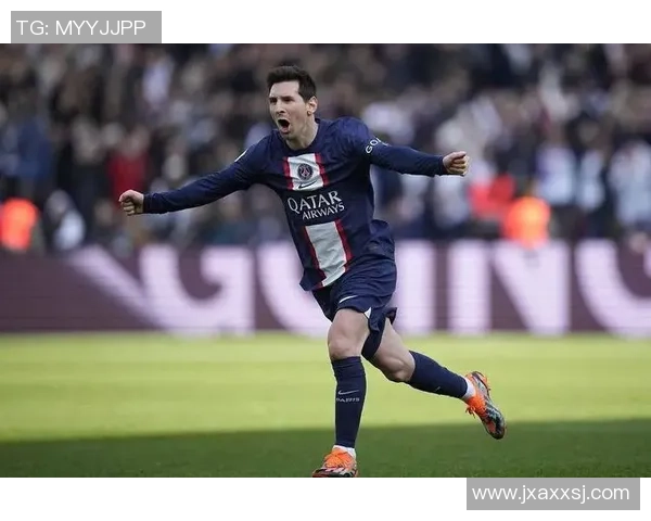 足球球星野球局：揭秘球场背后的另类人生与场外精彩故事